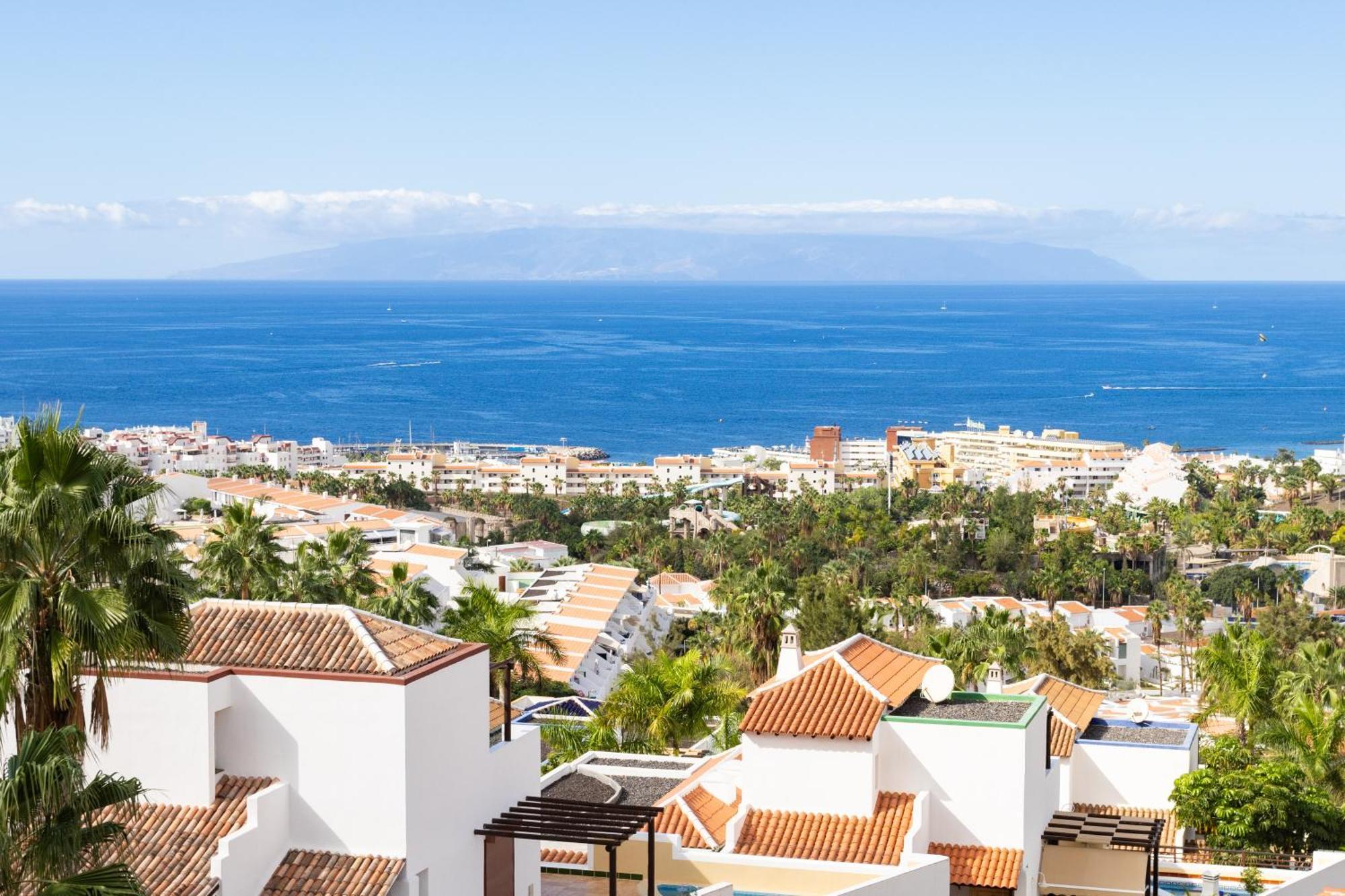 Elysium Ocean Villa Адехе Екстериор снимка
